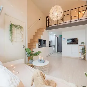  아파트 Cozy Duplex In Hongdae