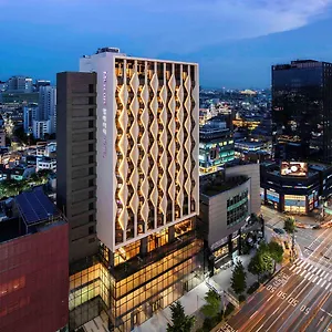 4* Hotel Mercure Ambassador Hongdae