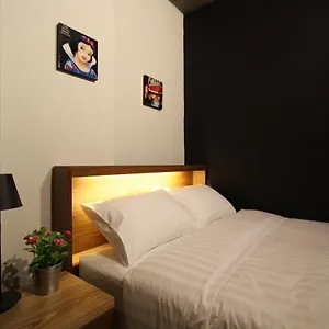  호스텔 나비