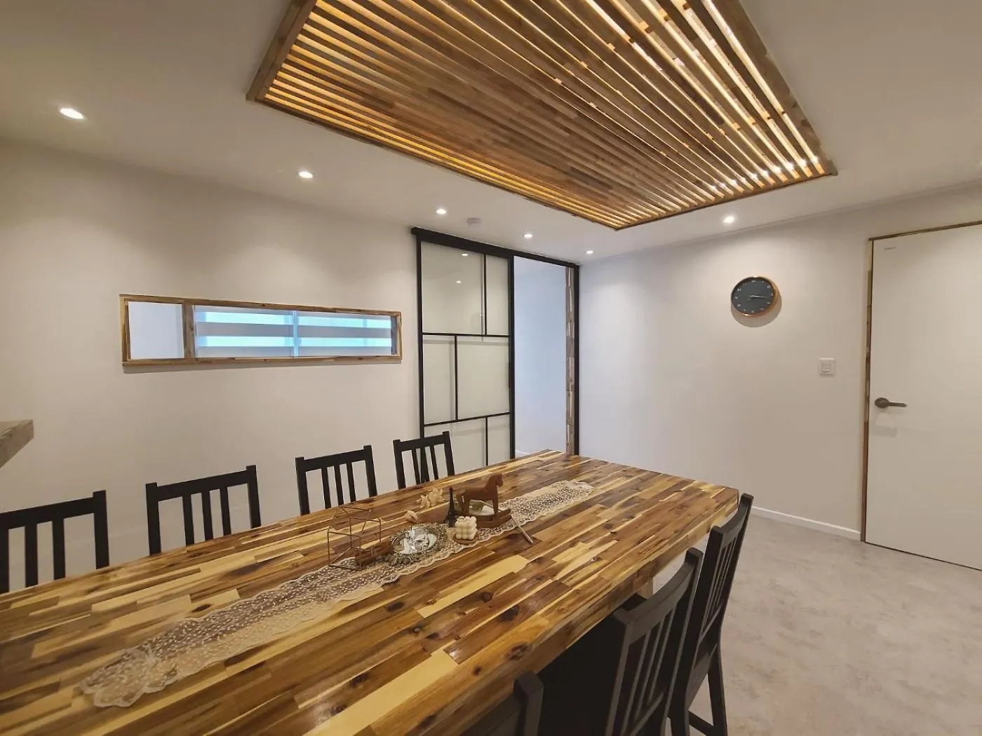 Apartamento 6 Hongdae 5Br & 4Bath, Elevator, Free Wifi Seúl