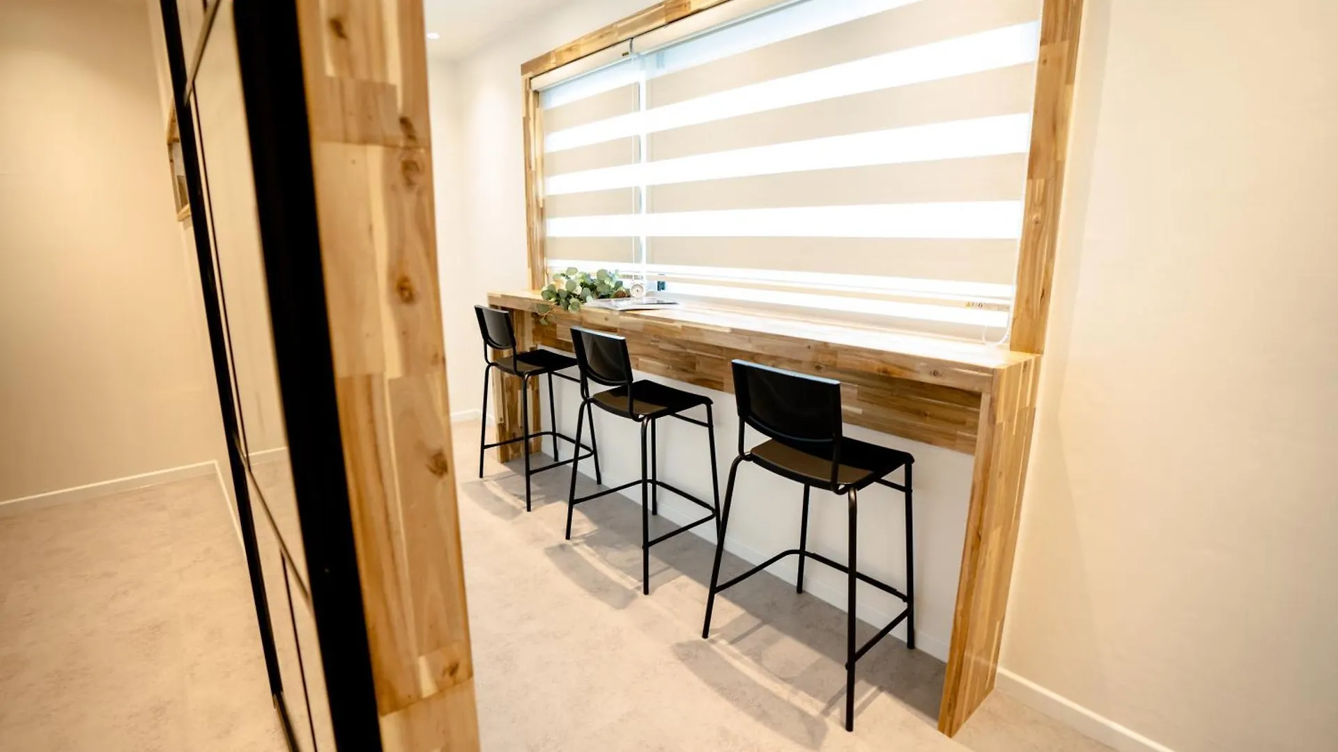 Apartamento 6 Hongdae 5Br & 4Bath, Elevator, Free Wifi Seúl