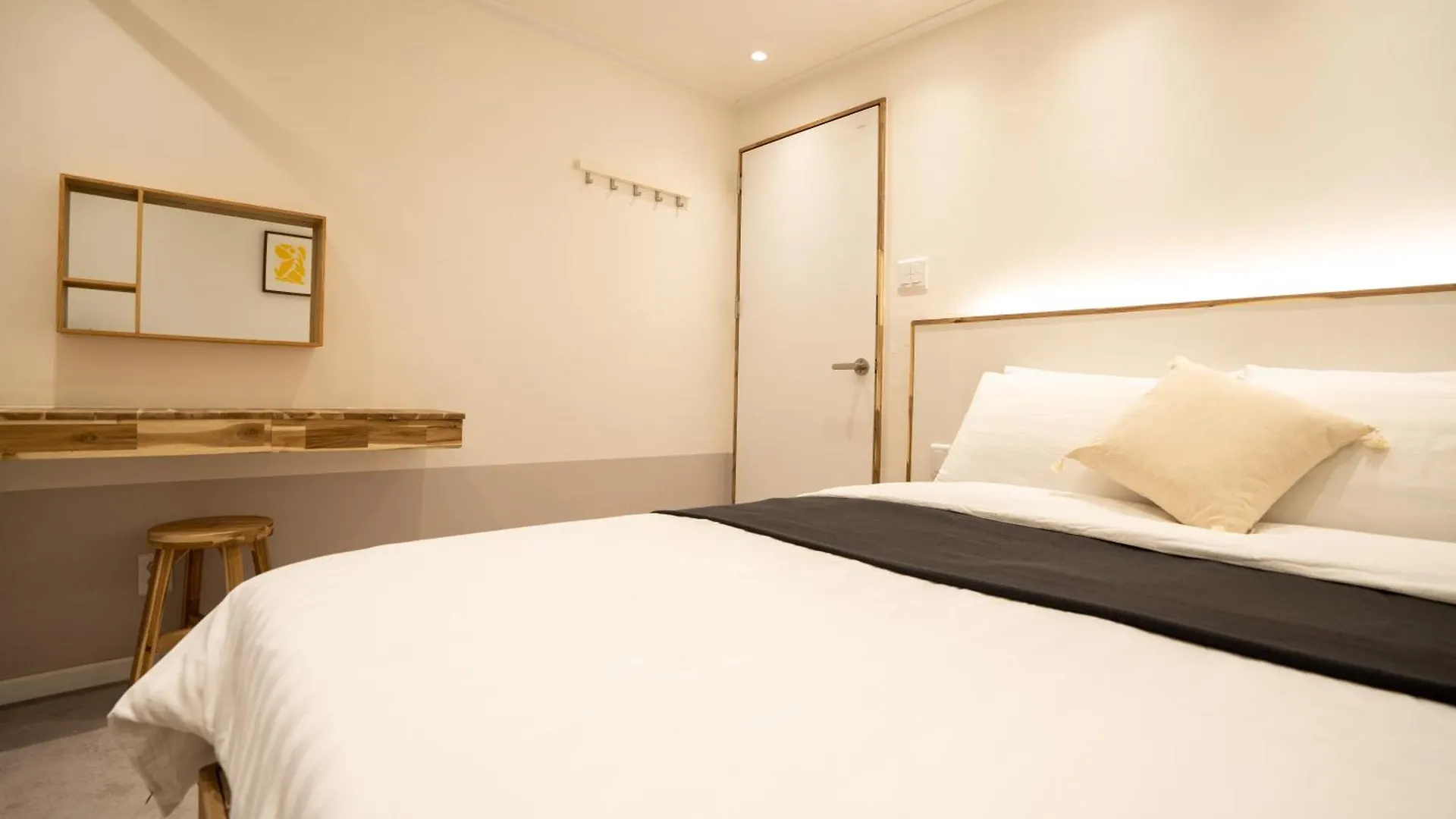 Apartamento 6 Hongdae 5Br & 4Bath, Elevator, Free Wifi Seúl
