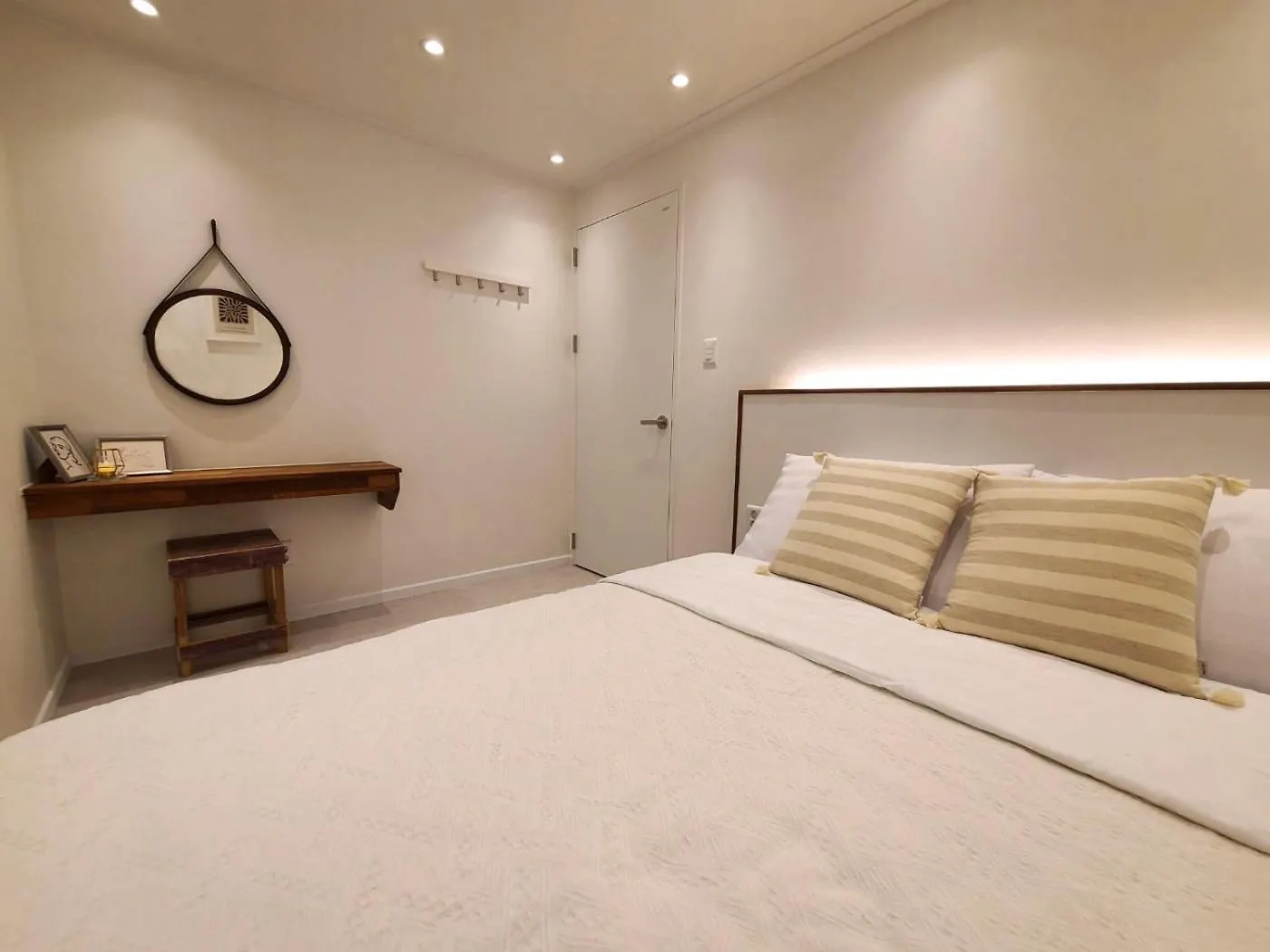 Apartamento 6 Hongdae 5Br & 4Bath, Elevator, Free Wifi Seúl 0*,  Corea del Sur